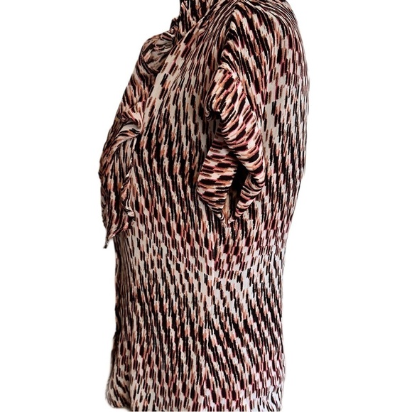 Worthington Ruffle Neck Button Down Blouse Cap Sleeve Abstract Print  M - Picture 6 of 13